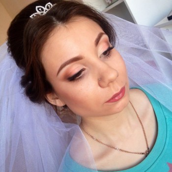 Свадебная прическа
                    Визажист Катерина Сологуб Николаев