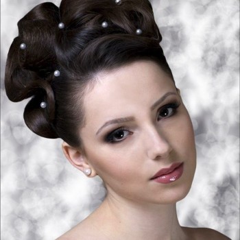 Вечерние прически
                    Парикмахер Анна Лихачева Днепр