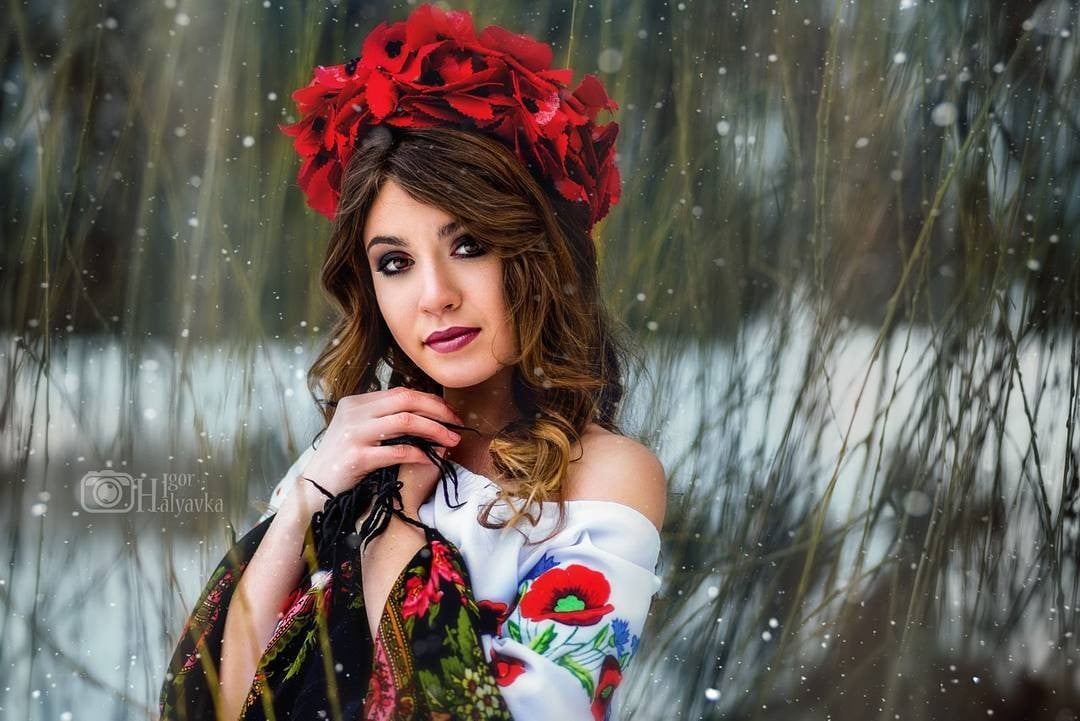 Зимова фотосесія в українському стилі тематична, фото - Візажист Инна Кочнова