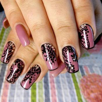 Манікюр оформлення брів нарощеннявій, фото -  Violenta ТРЦ "Комод"