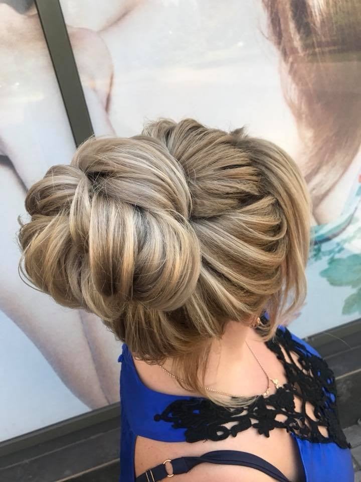 Укладка волосся мелірування світле, фото -  Beauty Studio Екатерины Чибиневой