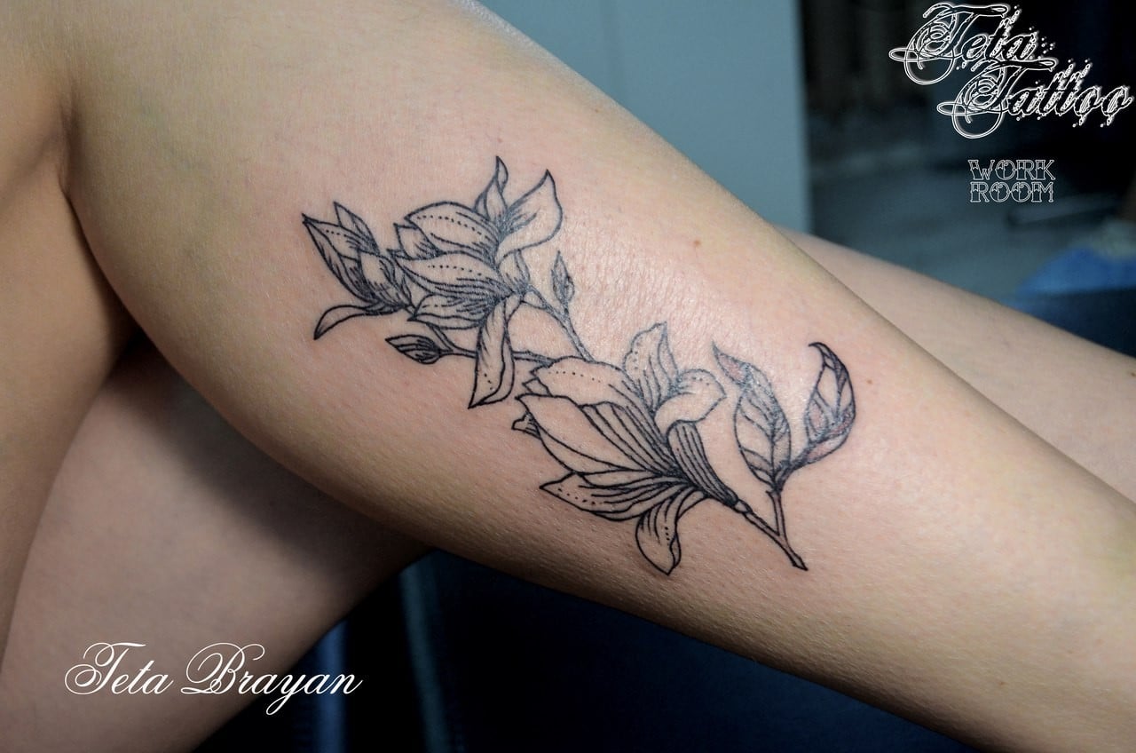 Для дівчат на нозі чорно-білі, фото - Тату салон Teta Tattoo