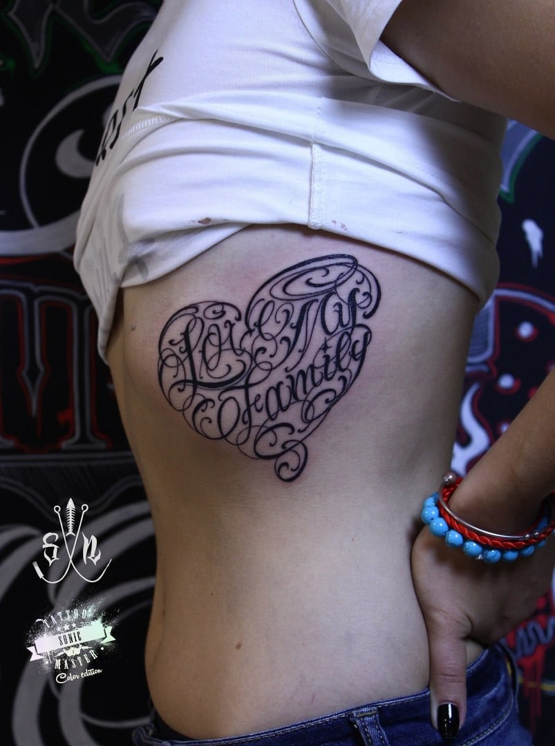 Для дівчат чорно-білі графіка, фото -  South Needles