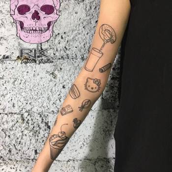 Тату женские на руке черно-белые, фото - Тату салон RK Tattoo Studio