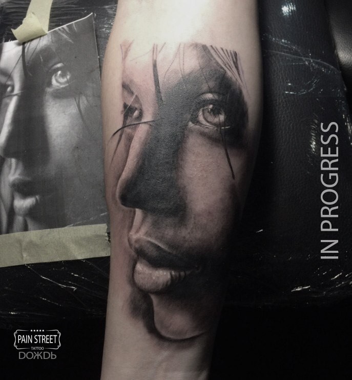 Для хлопців на передпліччі реалізм, фото - Тату майстер Иван Дождь