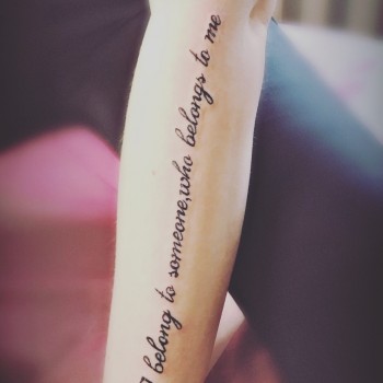 Тату для дівчат на передпліччі чорно-білі, фото -  Светлана Коваленко