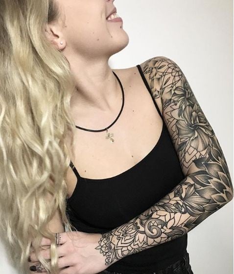 Женские рукав черно-белые, фото - Тату мастер Алеша Кобзева