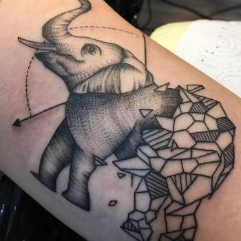 Тату для дівчат на руці чорно-білі, фото - Тату майстер Алеша Кобзева