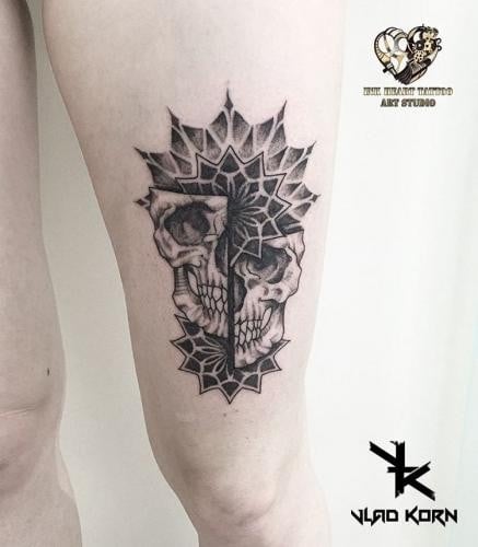 Женские на ноге череп, фото -  Ink Heart
