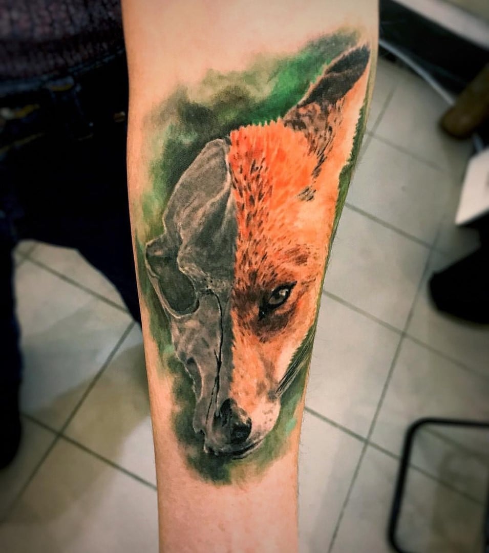 Женские на предплечье цветные, фото - Тату мастер Илья Фалин