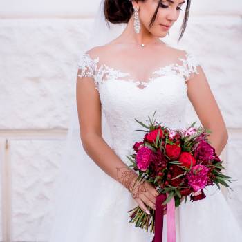 Свадебная роспись хной выполняется за 2-3 дня до свадьбы. Сд