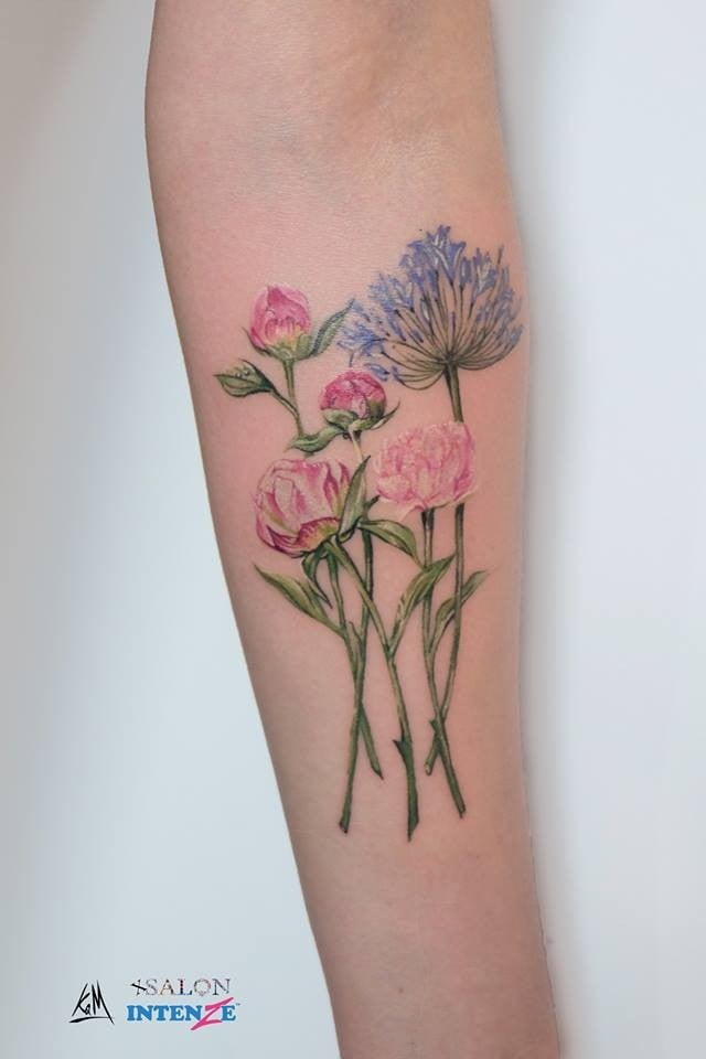 Для дівчат на передпліччі кольорові, фото - Тату майстер Катерина Меринова