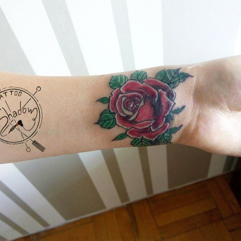Женские на запястье роза, фото - Тату мастер Богдан Онуфрійчук