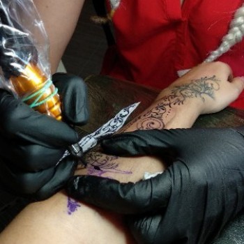 Татуировки в любом стиле
                    Тату мастер Татьяна Радуга Винница