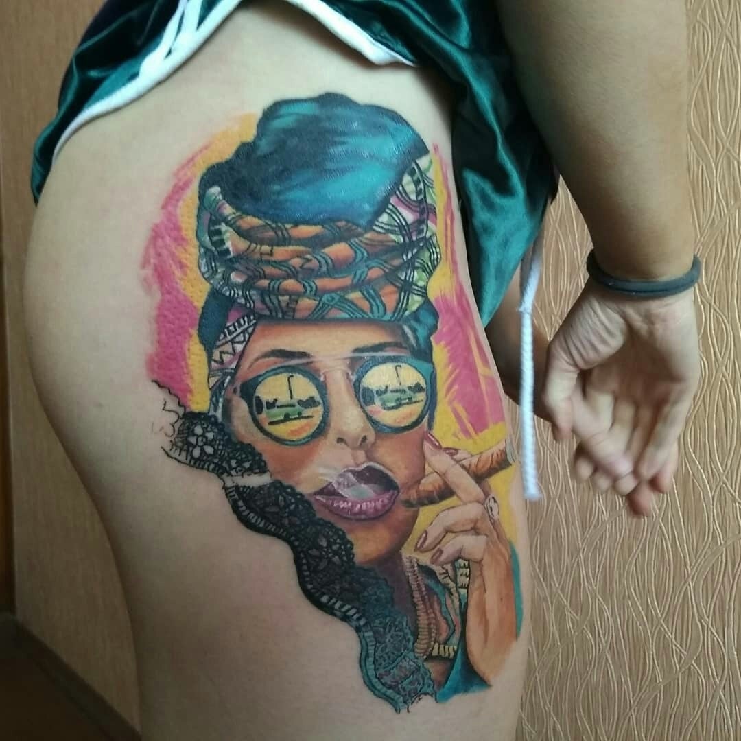 Для дівчат кольорові реалізм, фото - Тату майстер Николай Псарюк