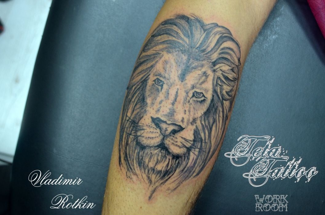 Для хлопців на передпліччі чорно-білі, фото - Тату майстер Вова Ротькин