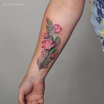 Тату женские на предплечье цветные, фото - Тату мастер Анна Ботик
