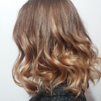 Все виды  окрашивания волос
                    Перукар Елена Запоріжжя