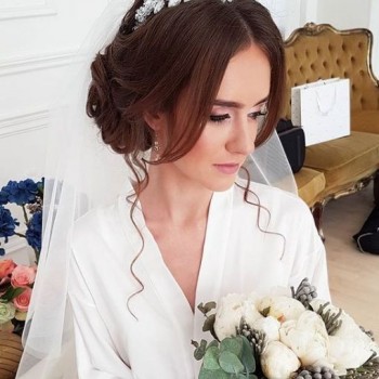 Свадебная прическа
                    Перукар-колорист Даша Одеса