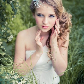 Свадебная прическа
                    Перукар-колорист Даша Одеса