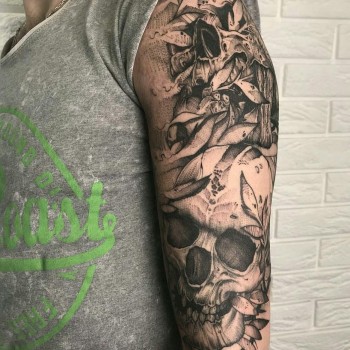 Татуировка
                    Тату мастер Михаил Одесса