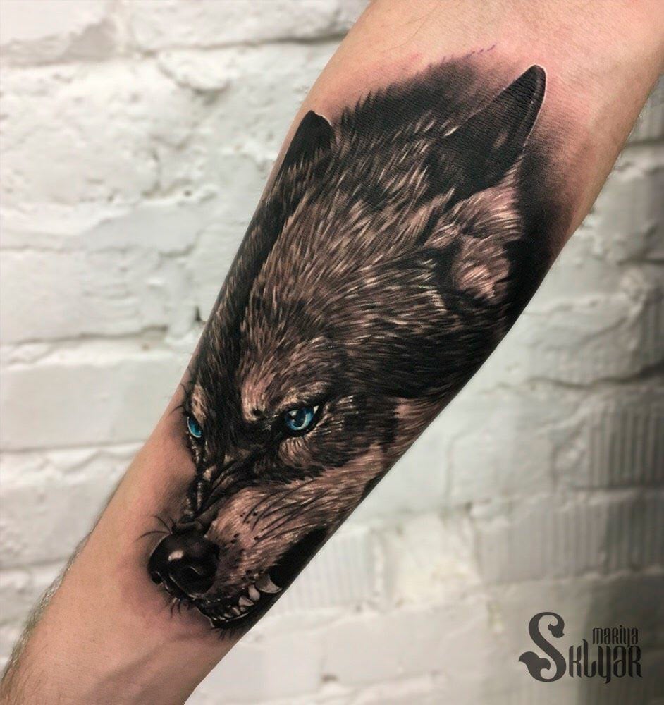 Для хлопців вовк на передпліччі, фото - Тату майстер Мария Скляр