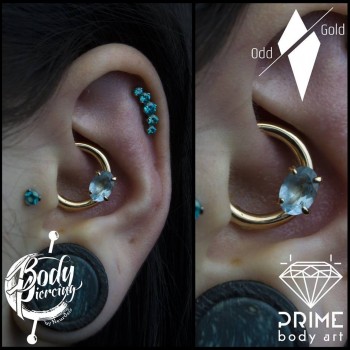 Пирсинг
                    Майстер з пірсингу Андрей Неурозис Київ