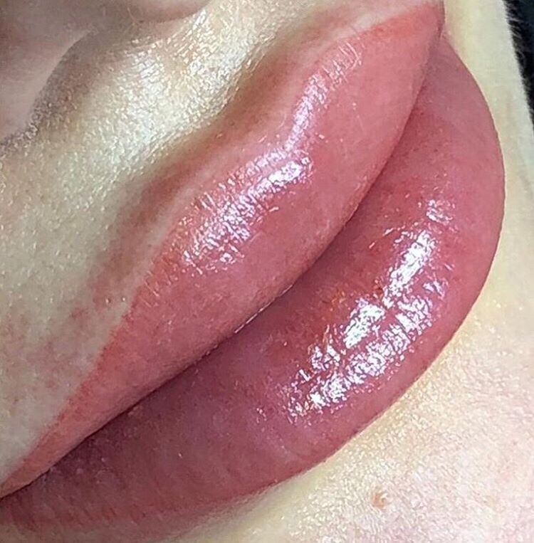 Перманент губ татуаж перманентный макияж, фото -  Beauty Club O.K