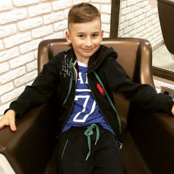 Стрижка для хлопчика дитяча оформлення брів, фото -  Dazzling Salon