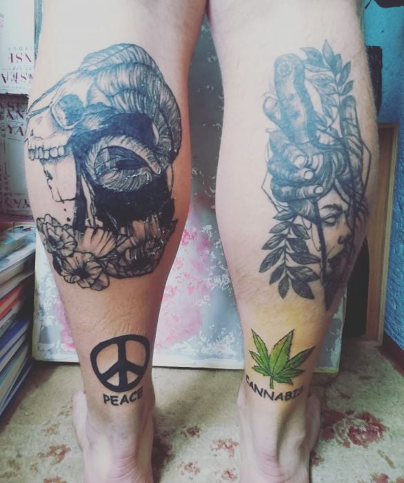 Для хлопців на нозі чорно-білі, фото - Тату майстер Слава Пехтерев