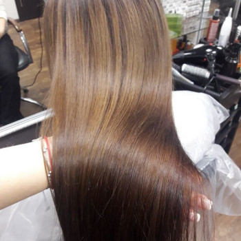 Ботокс волос, кератиновое выпрямление, экспресс кератин
                    Парикмахер-колорист Алина Киев