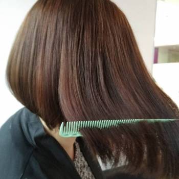 Жіноча стрижка укладка волосся пряме, фото -  Friends (Френдс)