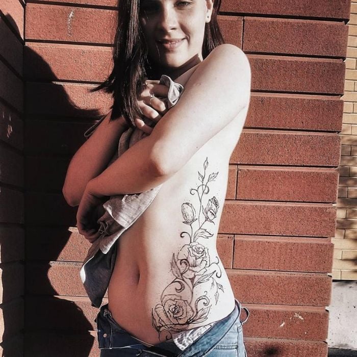 Женские цветы хной, фото - Тату мастер Катерина