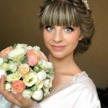 Профессиональный макияж, аэромакияж. Вечерние прически и укладки
                    Визажист Анастасия Кот Одесса