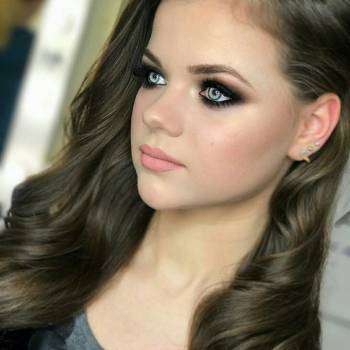 Профессиональный макияж, аэромакияж. Вечерние прически и укладки
                    Визажист Анастасия Кот Одесса