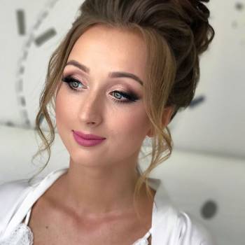 Профессиональный макияж, аэромакияж. Вечерние прически и укладки
                    Визажист Анастасия Кот Одесса