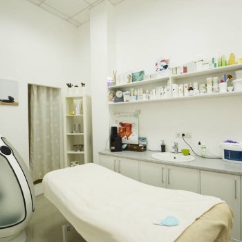 Диагностика кожи
                    Косметолог Татьяна Херсон