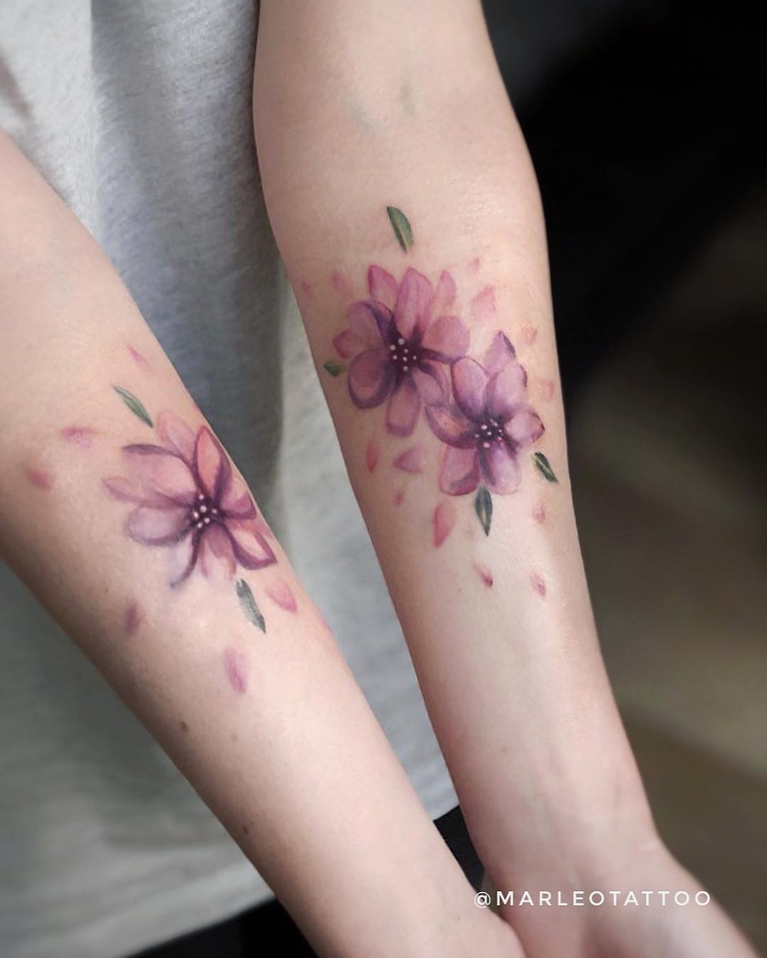 Для дівчат на передпліччі кольорові, фото - Тату майстер Марина Прядко Gahsbsb