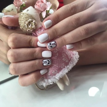 Покрытие ногтей на ручках/ножках
                    Салон красоты Brave Beauty Bar Киев