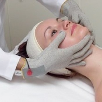 Апаратна косметологія обличчя догляд за обличчям, фото - косметологічний центр E-Studio