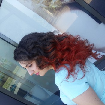 Локоны, кудри, накрутка
                    Візажист Анна Логвинова Кривий Ріг
