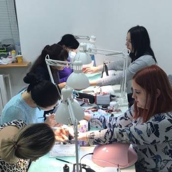 Фото с портфолио JZ nails group