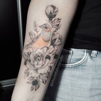 Тату для дівчат кольорові квіти, фото - Тату майстер Angelina