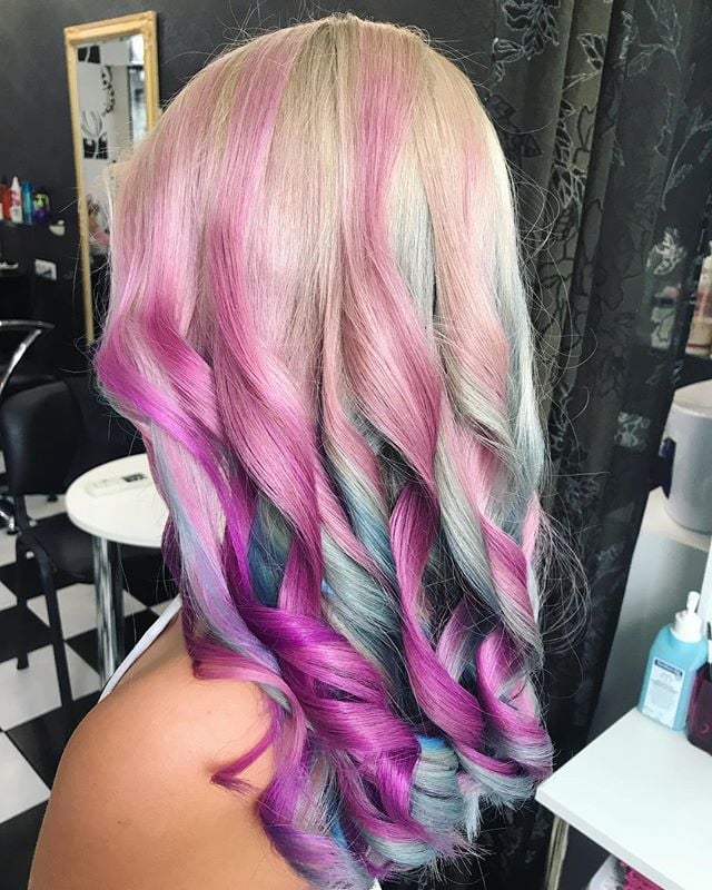 Сложное окрашивание блонд фиолетовый цвет волос, фото - Студия красоты He&She beauty salon