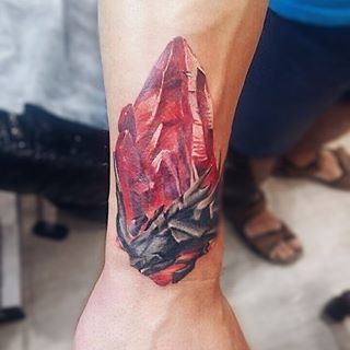 Мужские на руке цветные, фото - Тату салон Flyart Tattoo