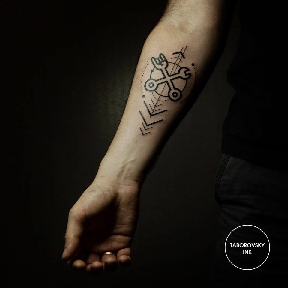 Мужские на руке предплечье, фото - Тату мастер Taborovsky ink