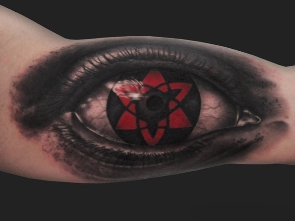Глаз на руке реализм, фото - Тату салон Tattoo House