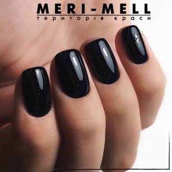 маникюр, оформление бровей, наращивание ресниц