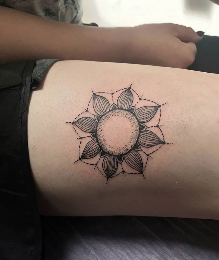 Сонце мандала, фото - Тату майстер Андрей Сейн