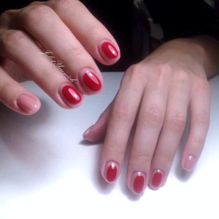 Червоний манікюр нюдовий місячний, фото - Нігтьова студія Nail Studio
